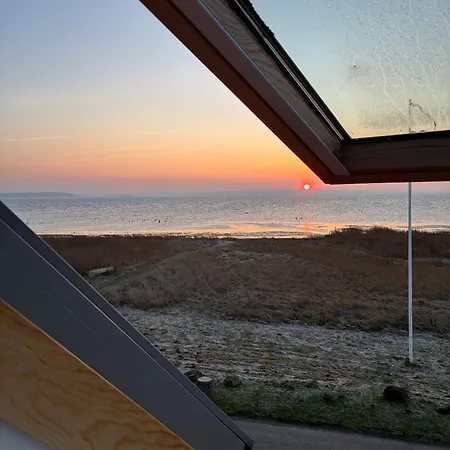 アパートホテル Gammel Logten Strandkro 3*