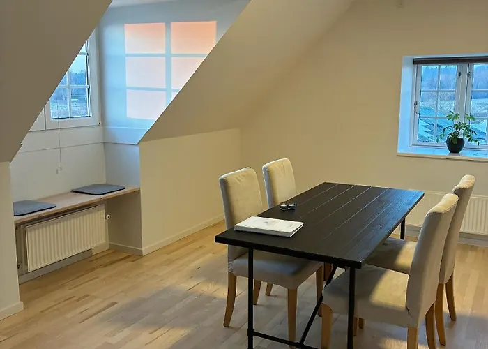 Gammel Logten Strandkro 3*